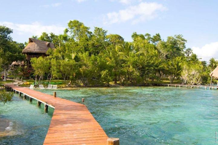 Eco-romanticas Kuuch Ka'anil Hotel 2*