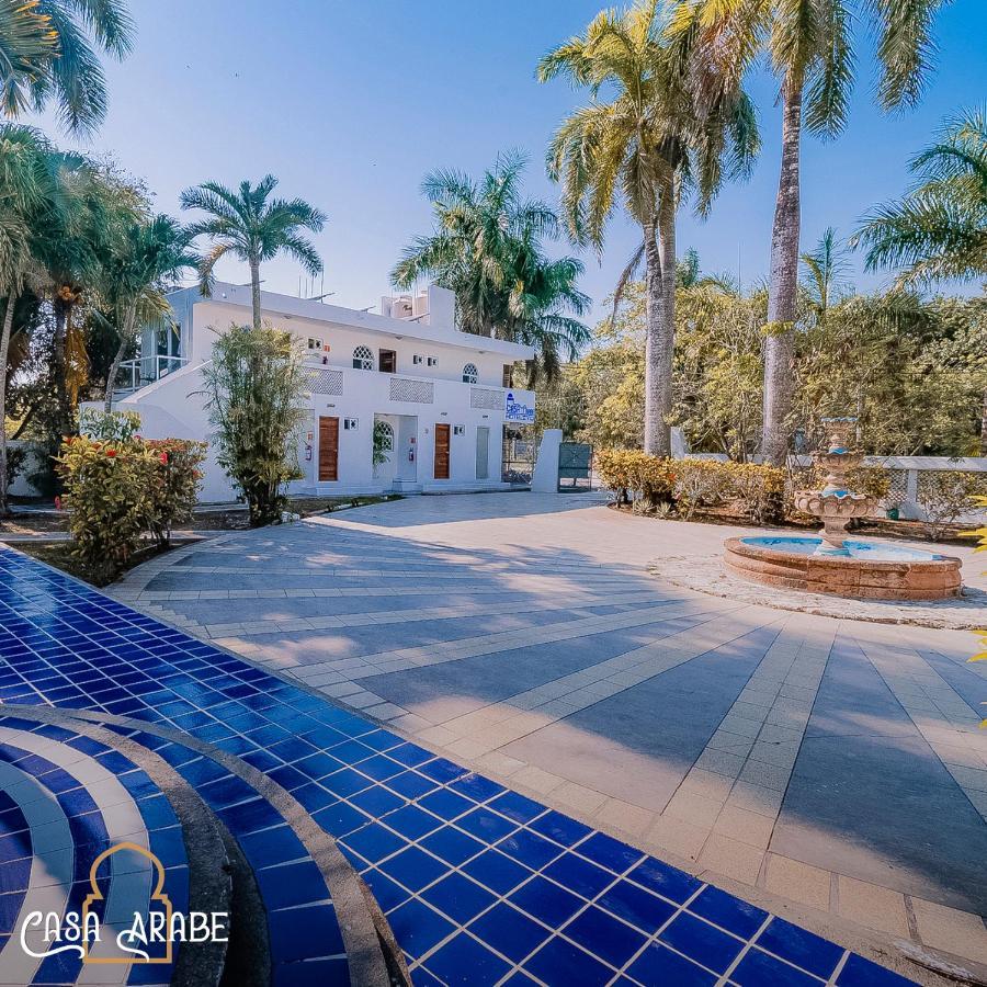 Casa árabe Hotel *