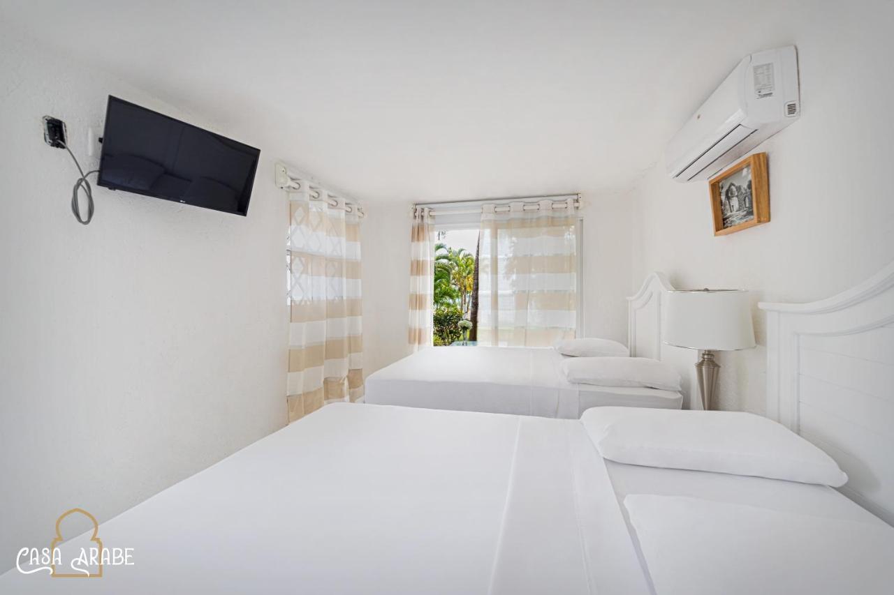 Casa árabe Hotel *