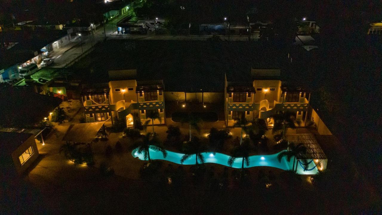 Blue Palm 4*