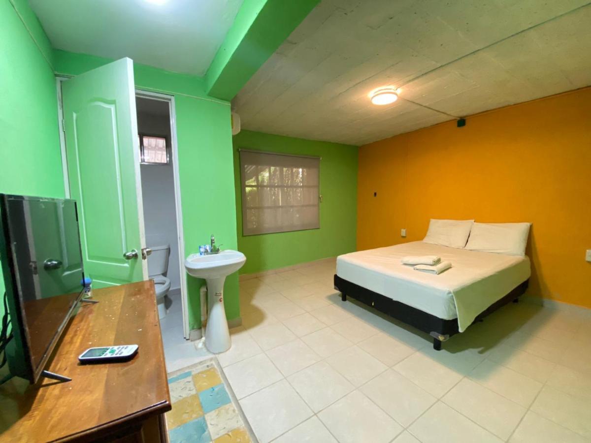 Awazul Centro Hotel *