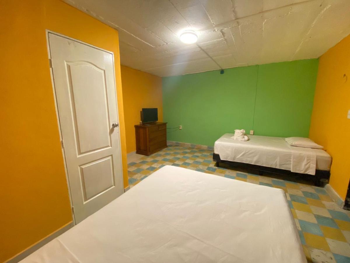 Awazul Centro Hotel Bacalar