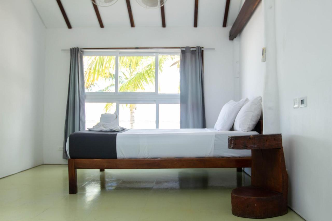 Hostal The Yak House - *