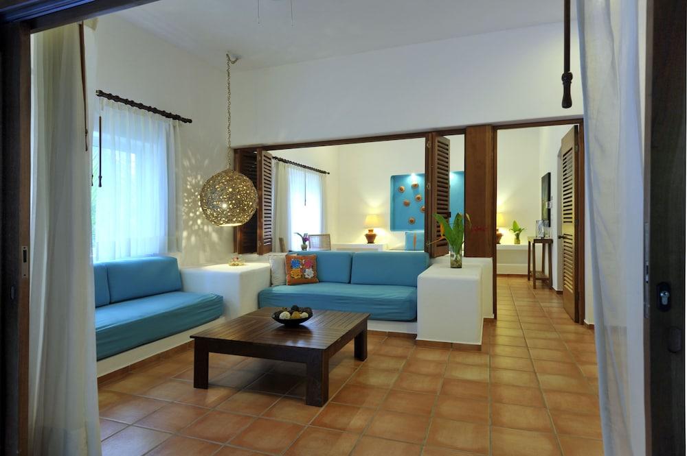 Rancho Encantado Eco And 4*