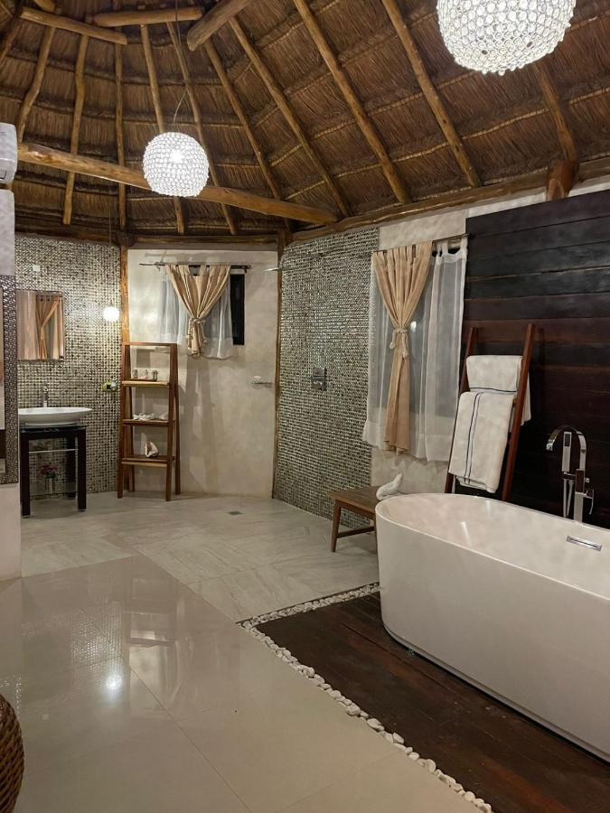 Luxury Con Lagoon Club - Adults Only Hotel 2*