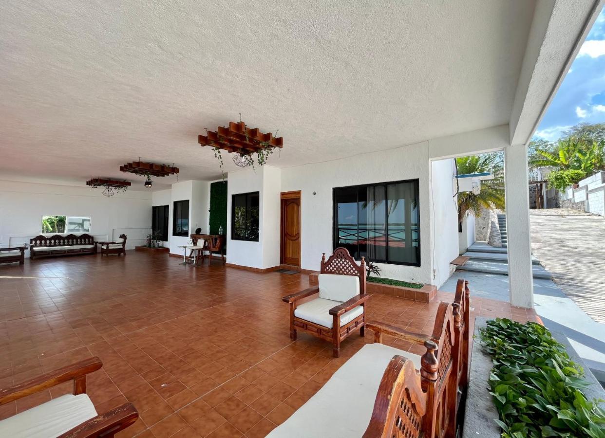 Depto Con 3 A Orilla De La Laguna De Apartamento *