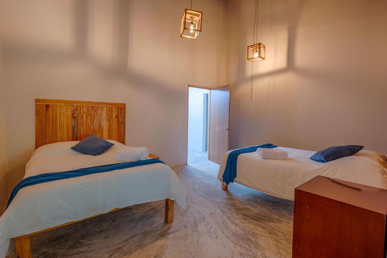 Santuario Sol Lagoon Front 24 Pax 6 Br Cuartos * Bacalar