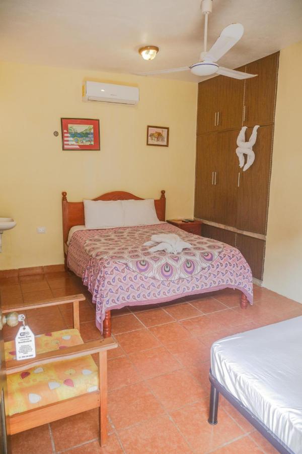 Hotel Navieros