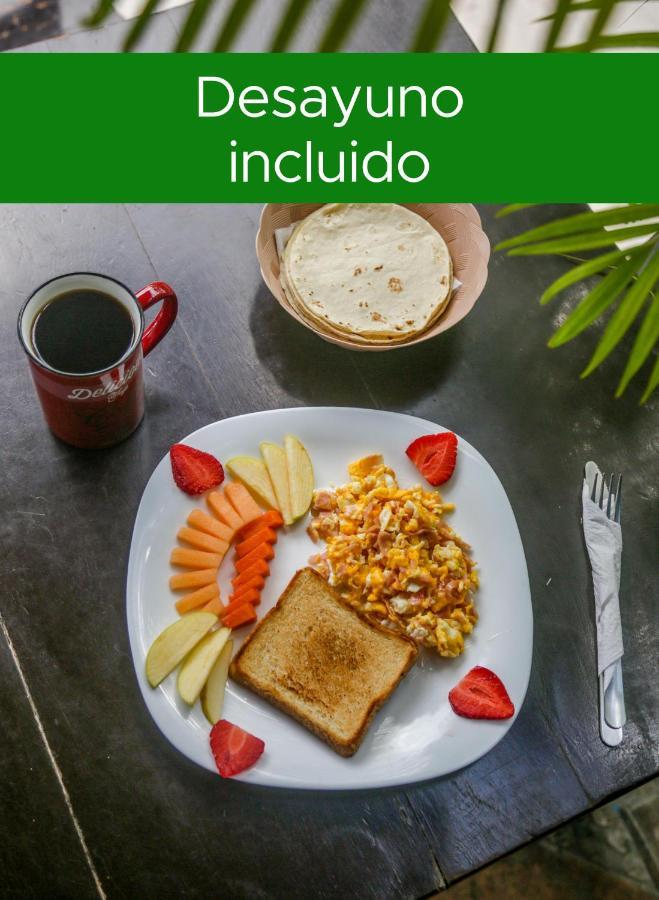 Navieros Hotel Bacalar