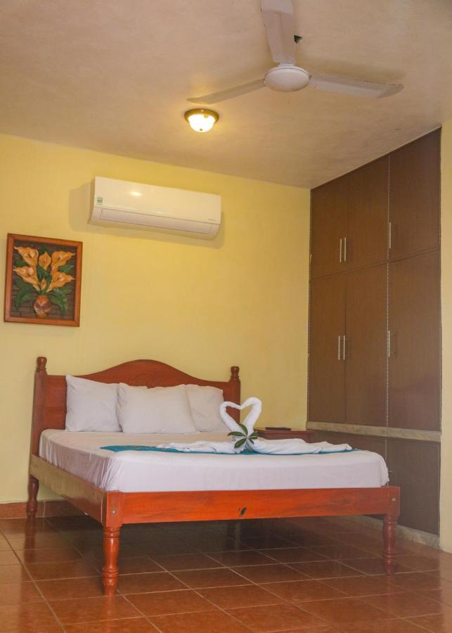 Navieros Hotel
