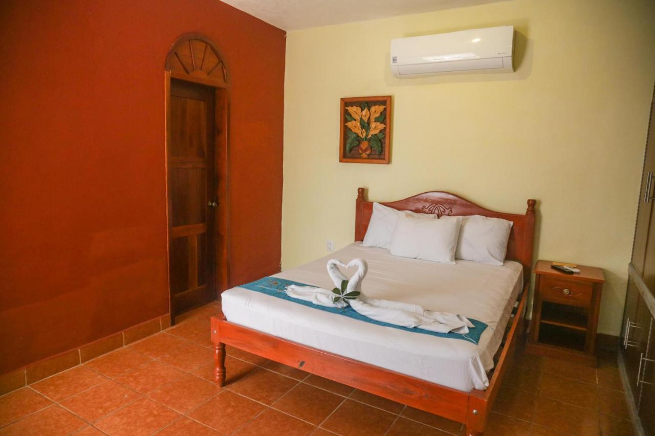 Navieros Hotel Bacalar