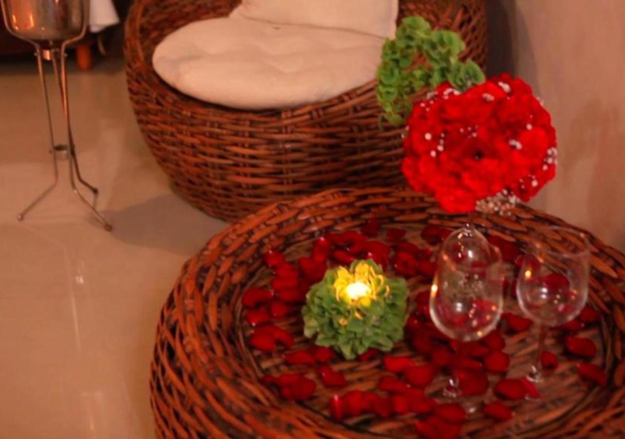 Hotel Luxury Con Lagoon Club - Adults Only
