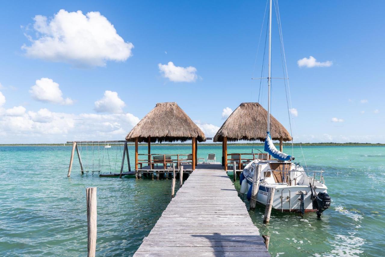 Lagoon Front Hut: Daily Cleaning, Bikes & Kayaks! Apartamento *