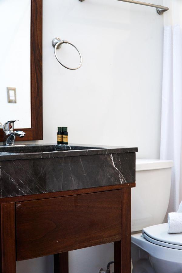 Azure Luxury Apartment *