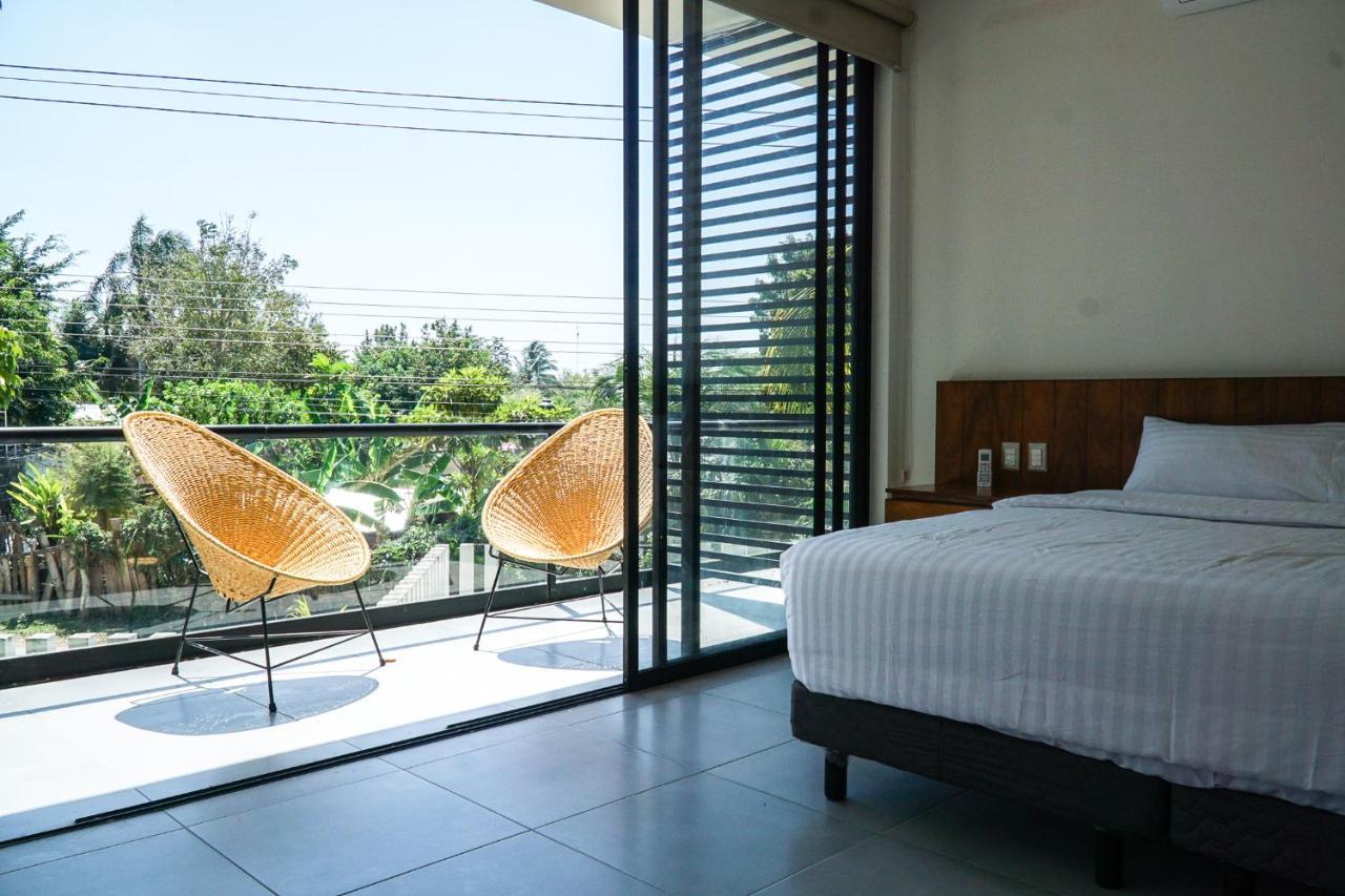 Azure Luxury Apartment *