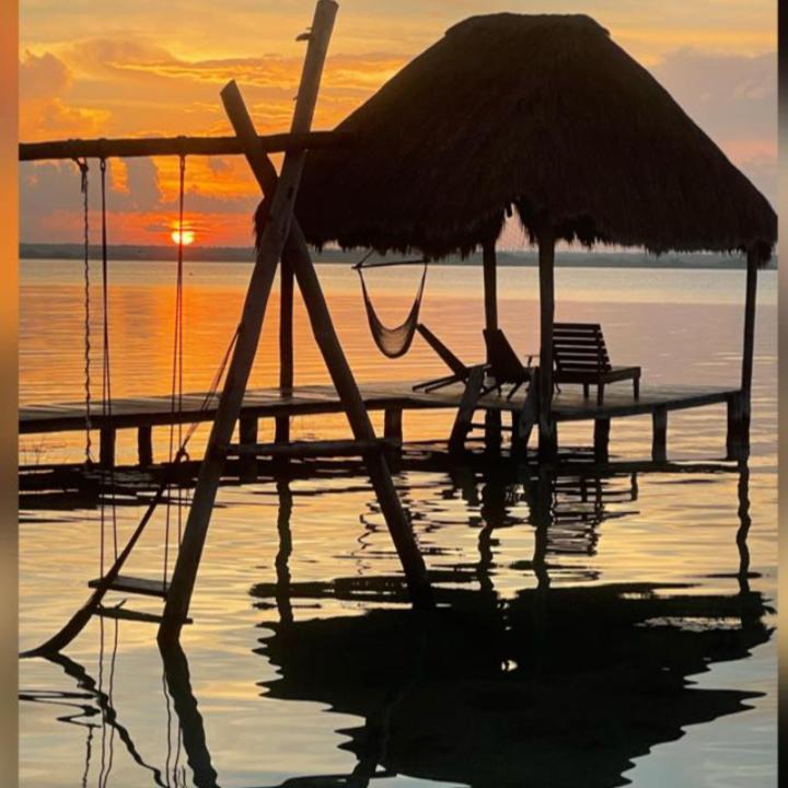 Bego's Lagoon House. Free Kayaks And Bikes Apartamento