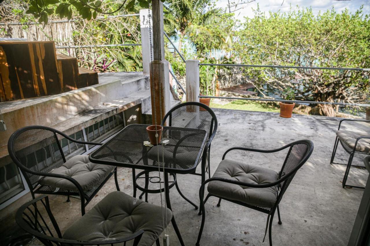 Bego's Lagoon House. Free Kayaks And Bikes Apartamento *