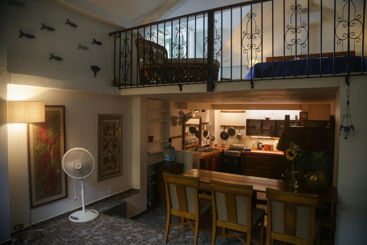 Bego's Lagoon House. Free Kayaks And Bikes Apartamento