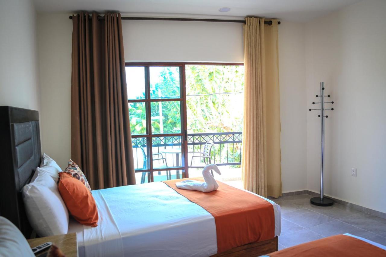 Hotel Alux 3*