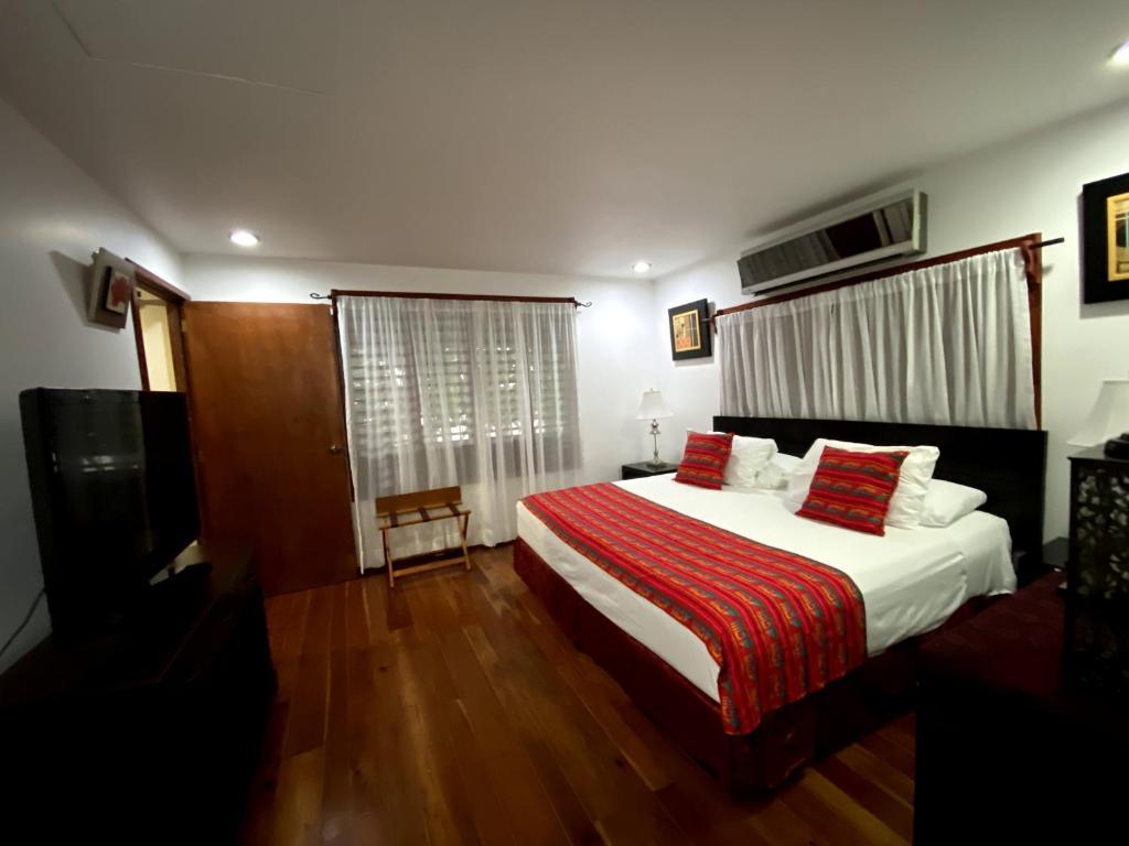 Coras's Place * Bacalar