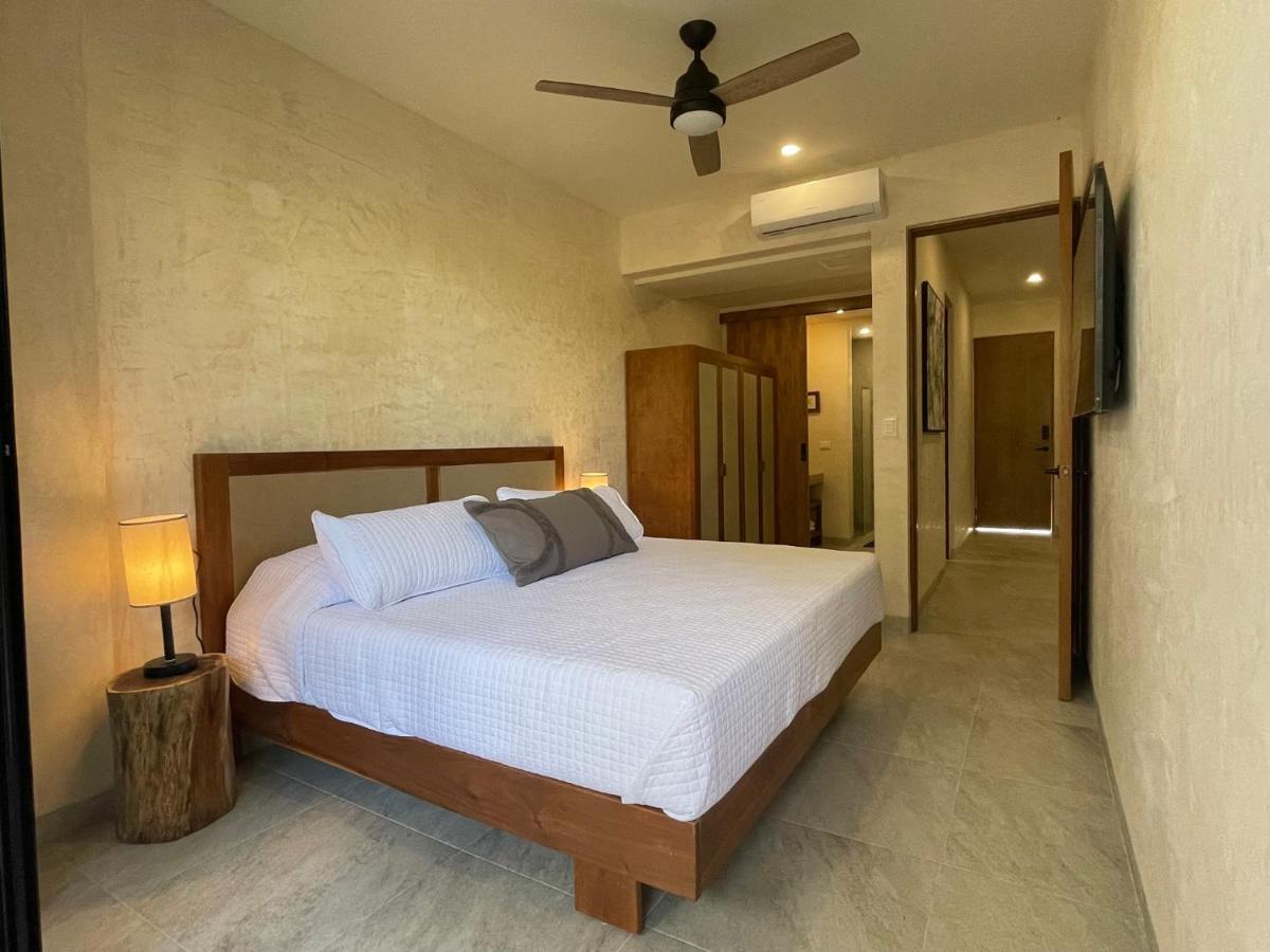 Micaela Apartahotel