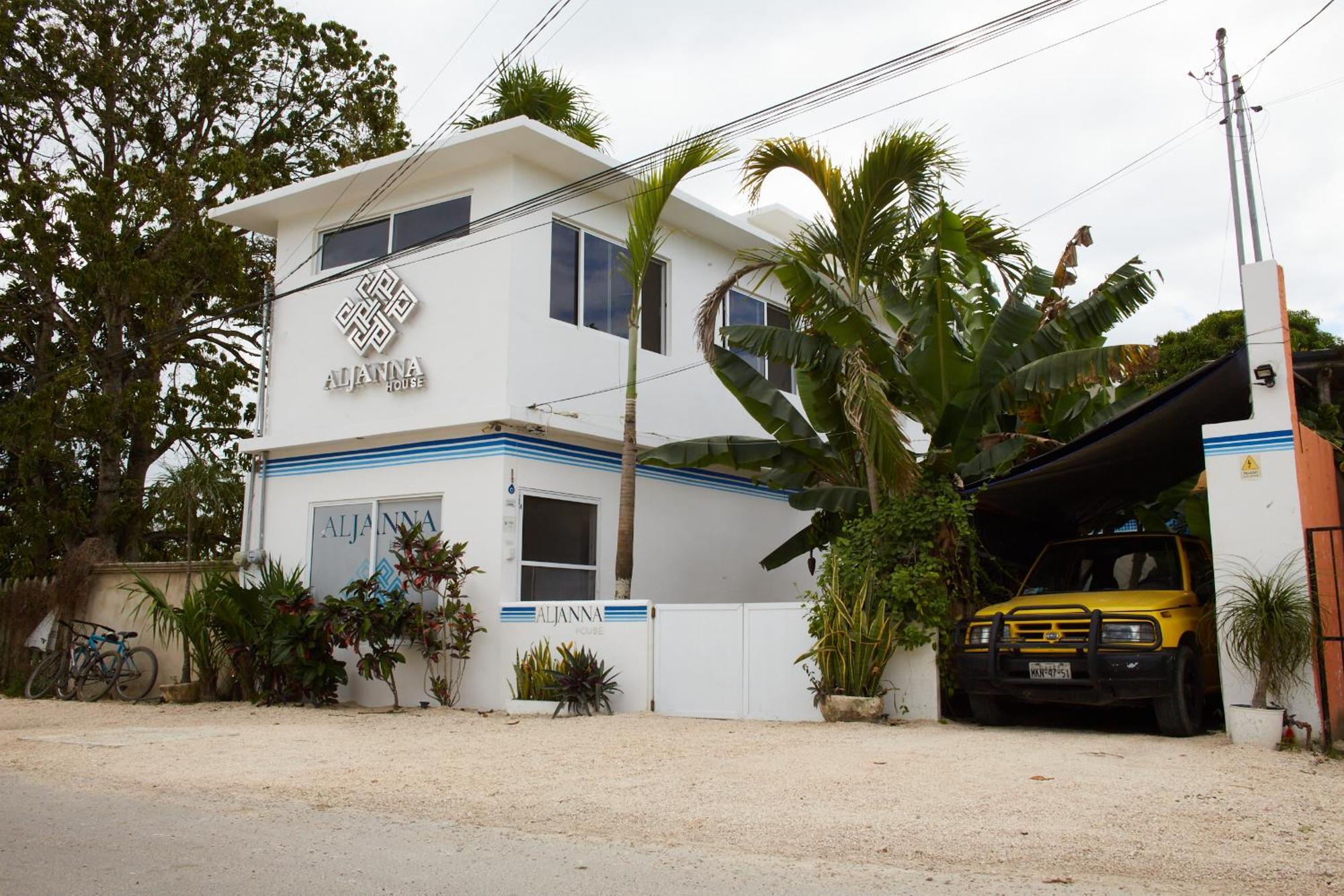 Aljanna House Hotel