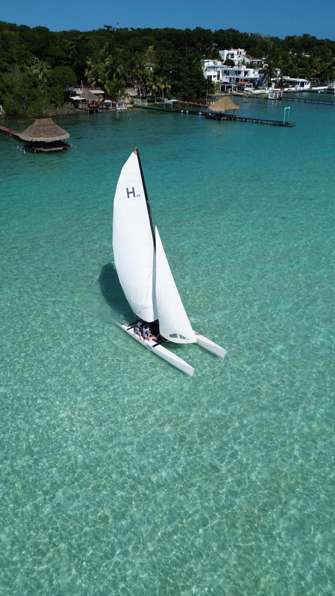 El Buho Lagoon Hotel 3*