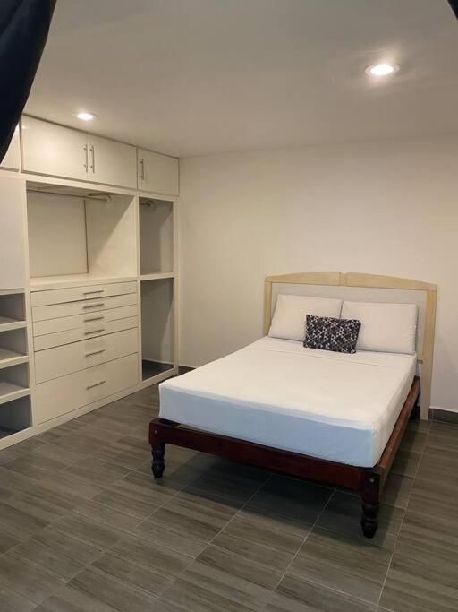 Linda Casa En El Centro Apartamento *