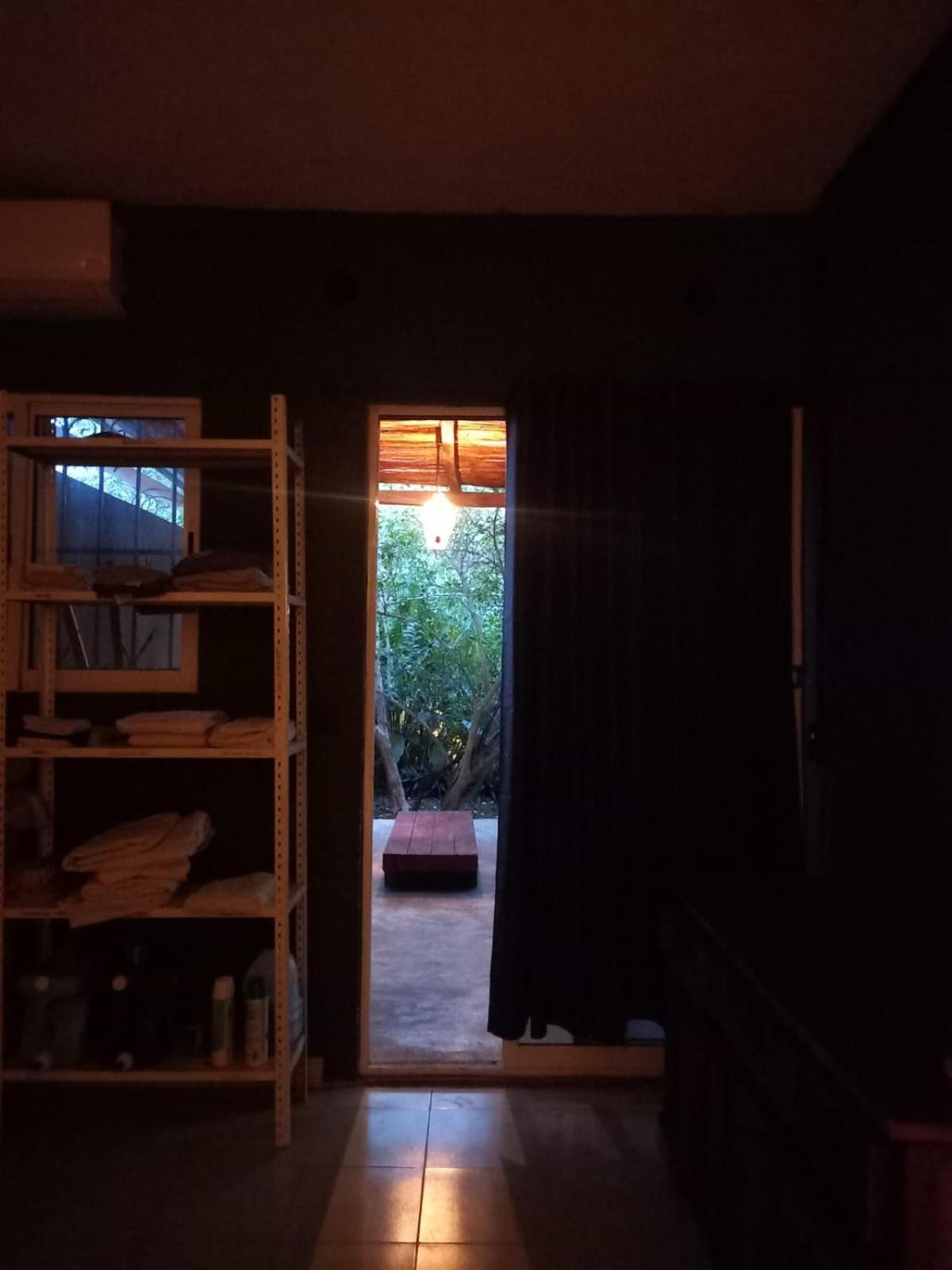 Hostal L2 *
