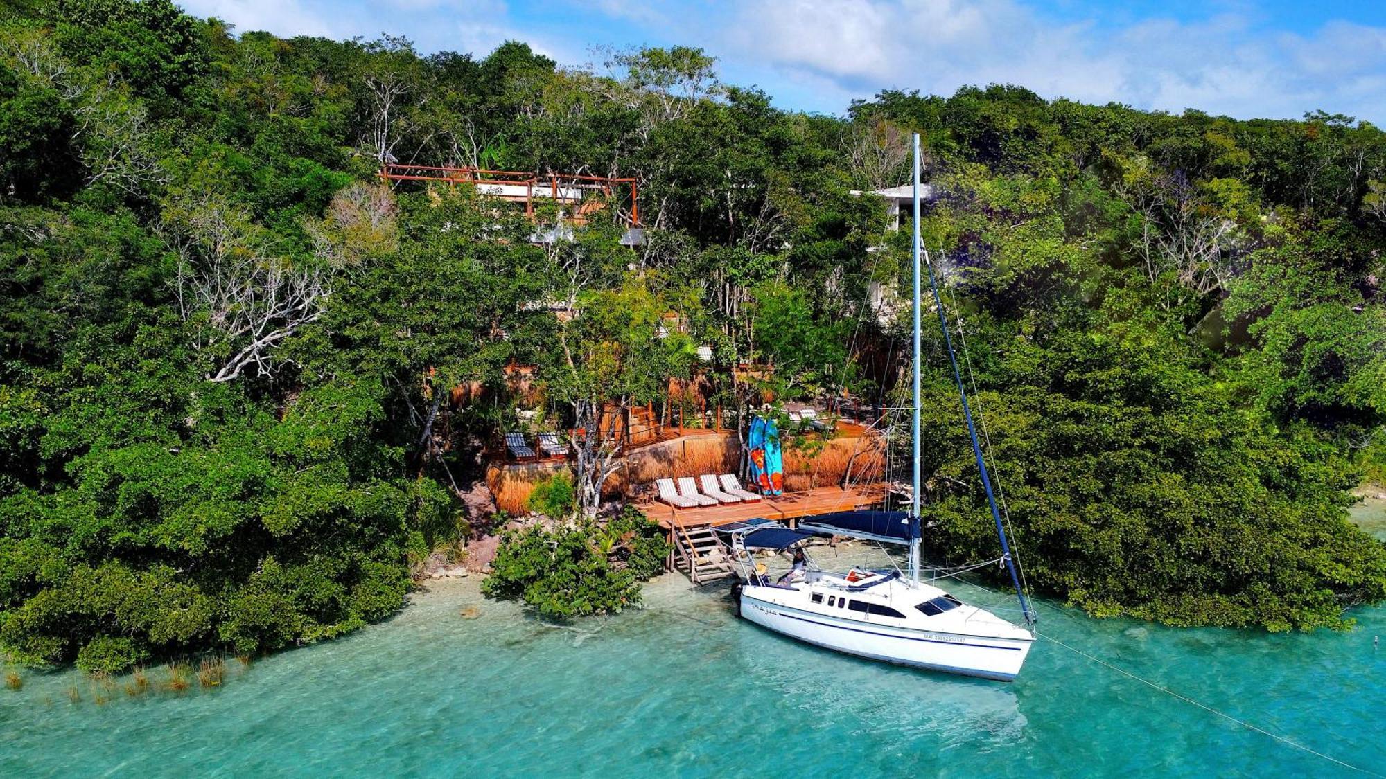Naya Lagoon Front 4* Bacalar