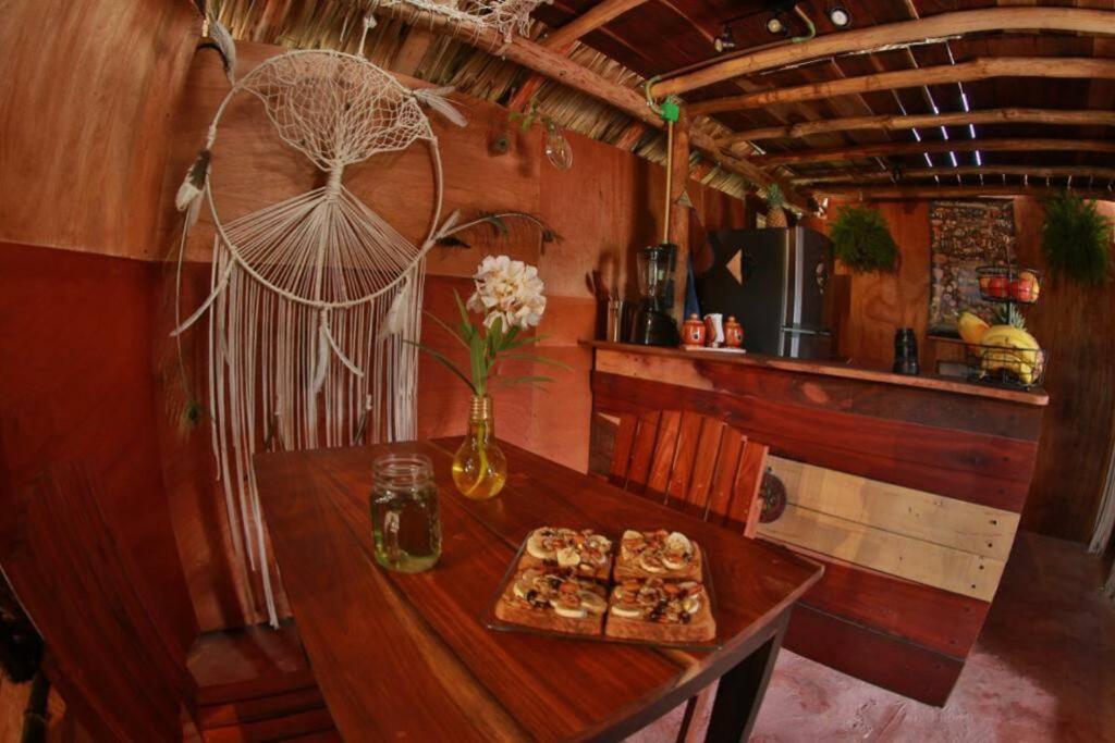Casa Venado, By Jungla *