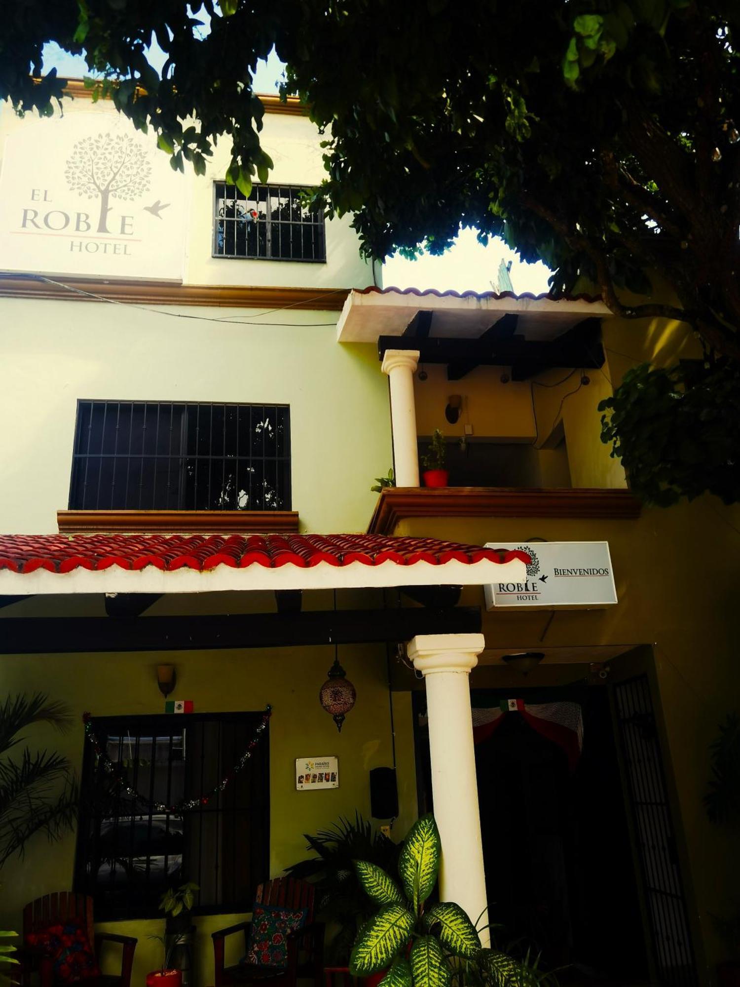 Hotel El Roble *