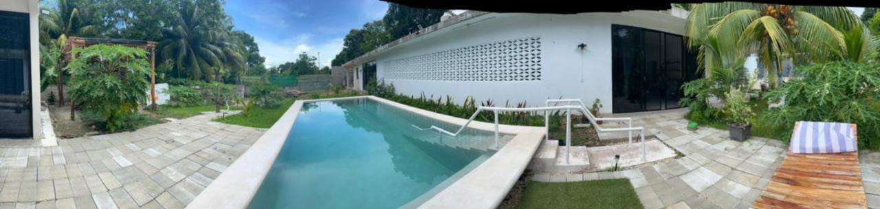 King's Tuuch - Cerca De La Laguna Bacalar