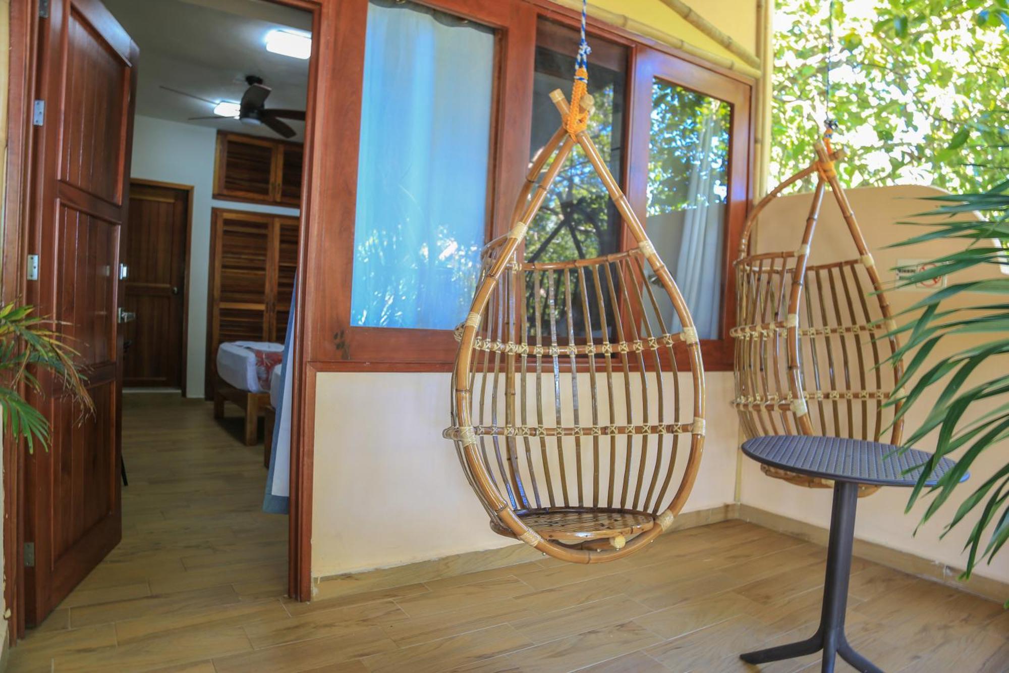 Hotel Aluxes 3*