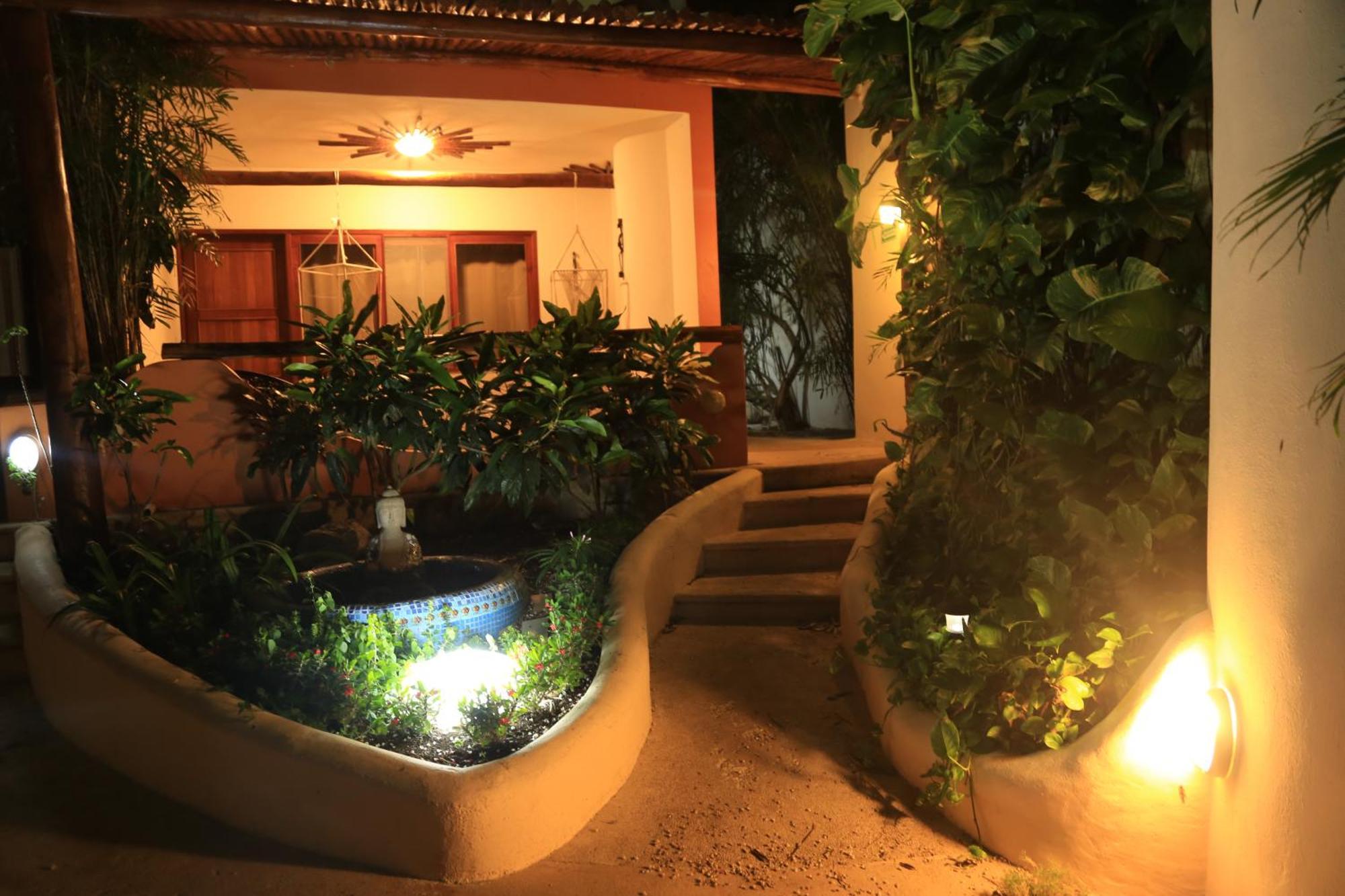 Aluxes Hotel 3*