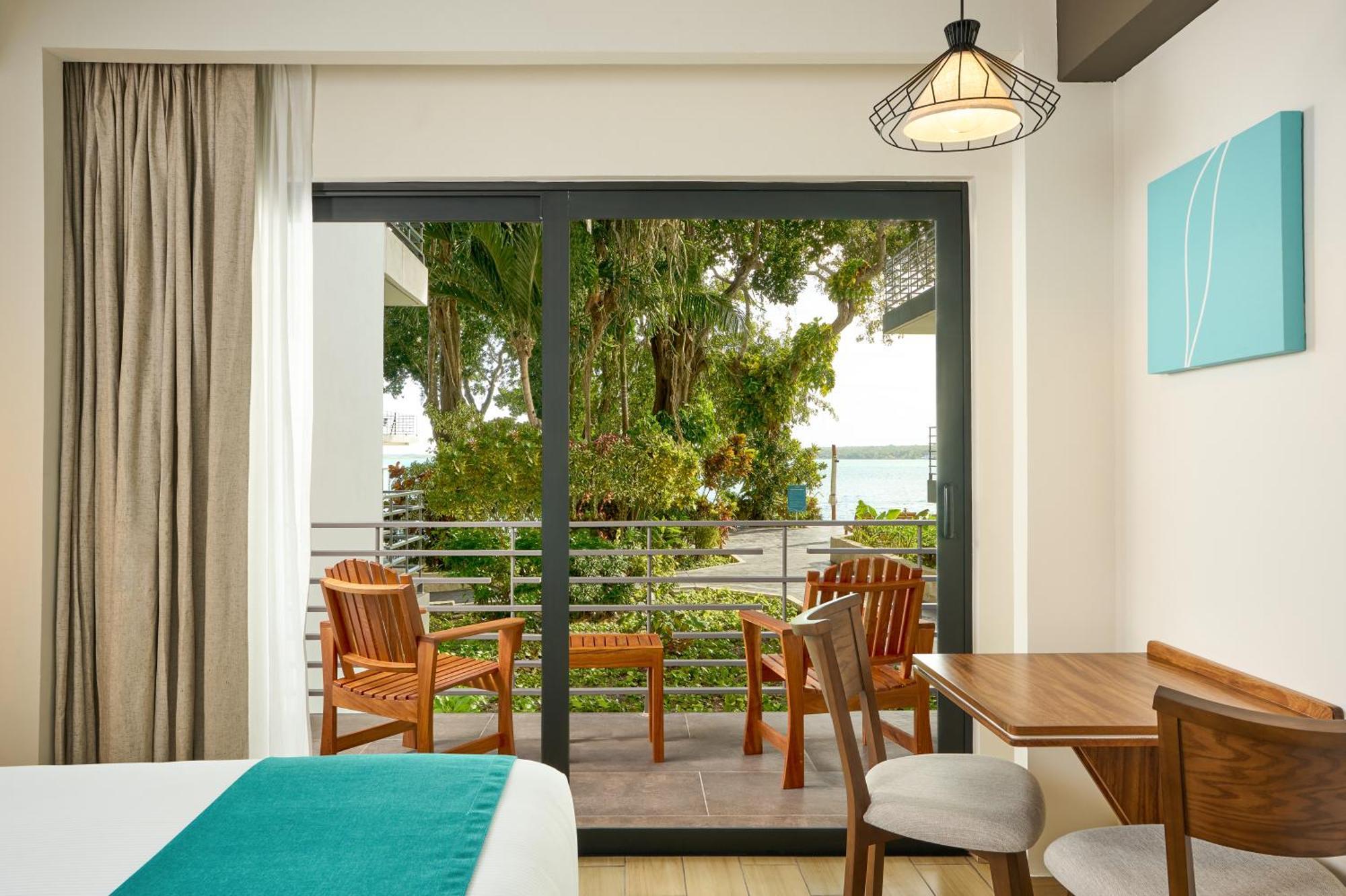Hotel Cristalino Lagoon Front Hotel, Restaurant & 5*