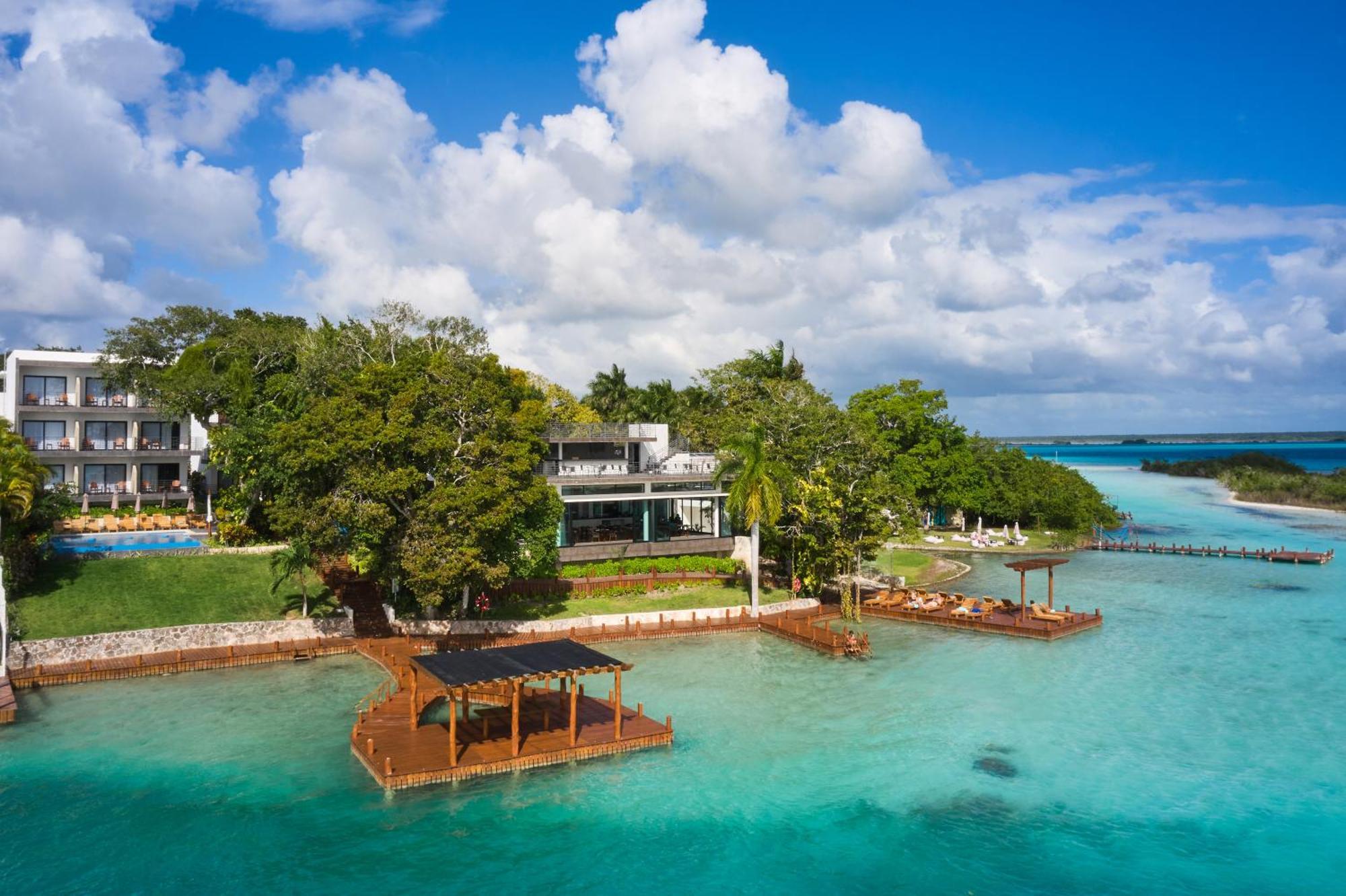 Cristalino Lagoon Front Hotel, Restaurant & 5*