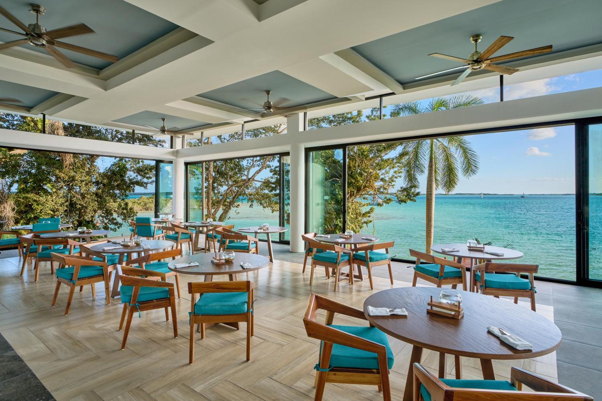 Hotel Cristalino Lagoon Front Hotel, Restaurant & Bacalar
