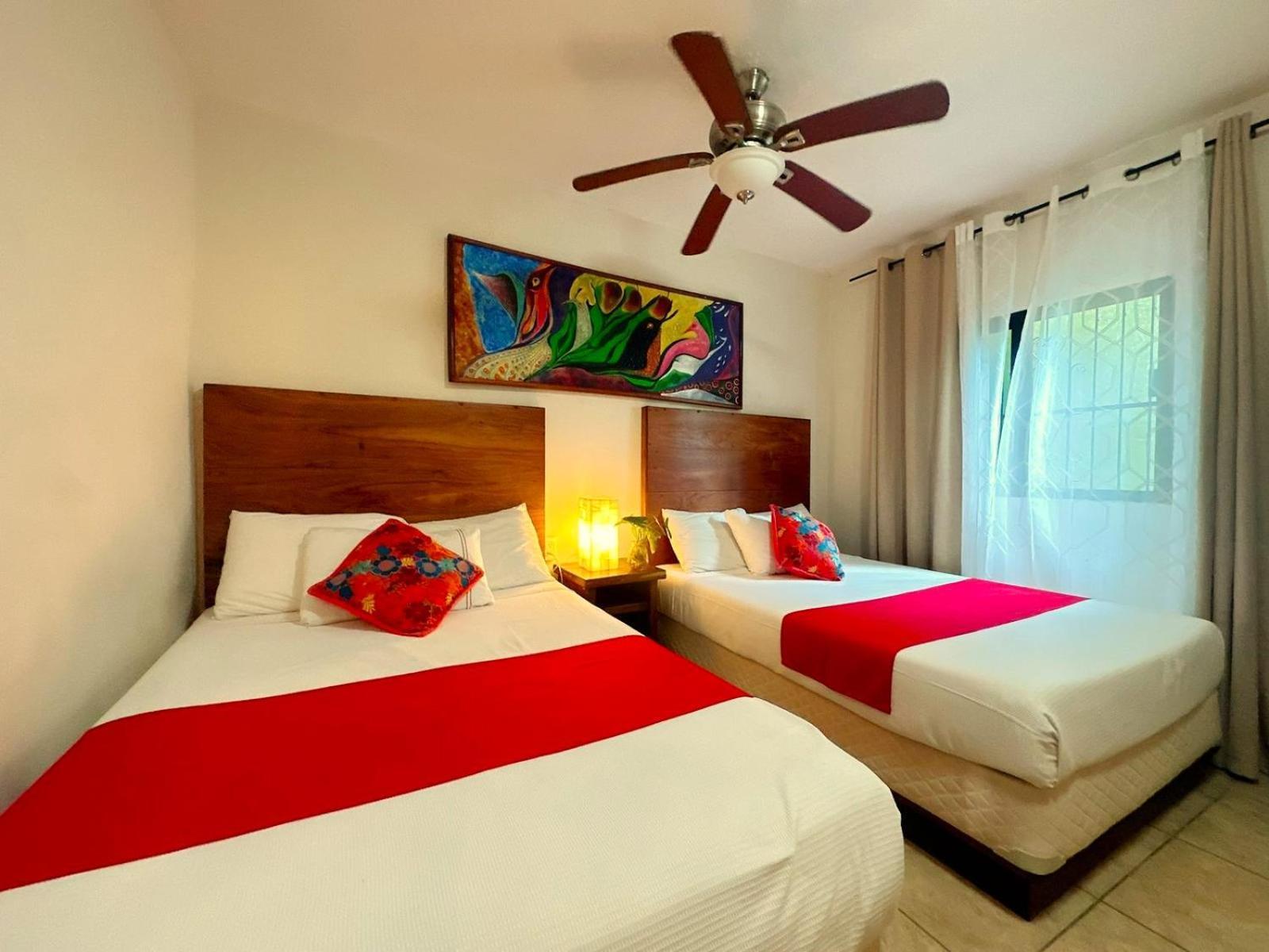 El Roble Hotel