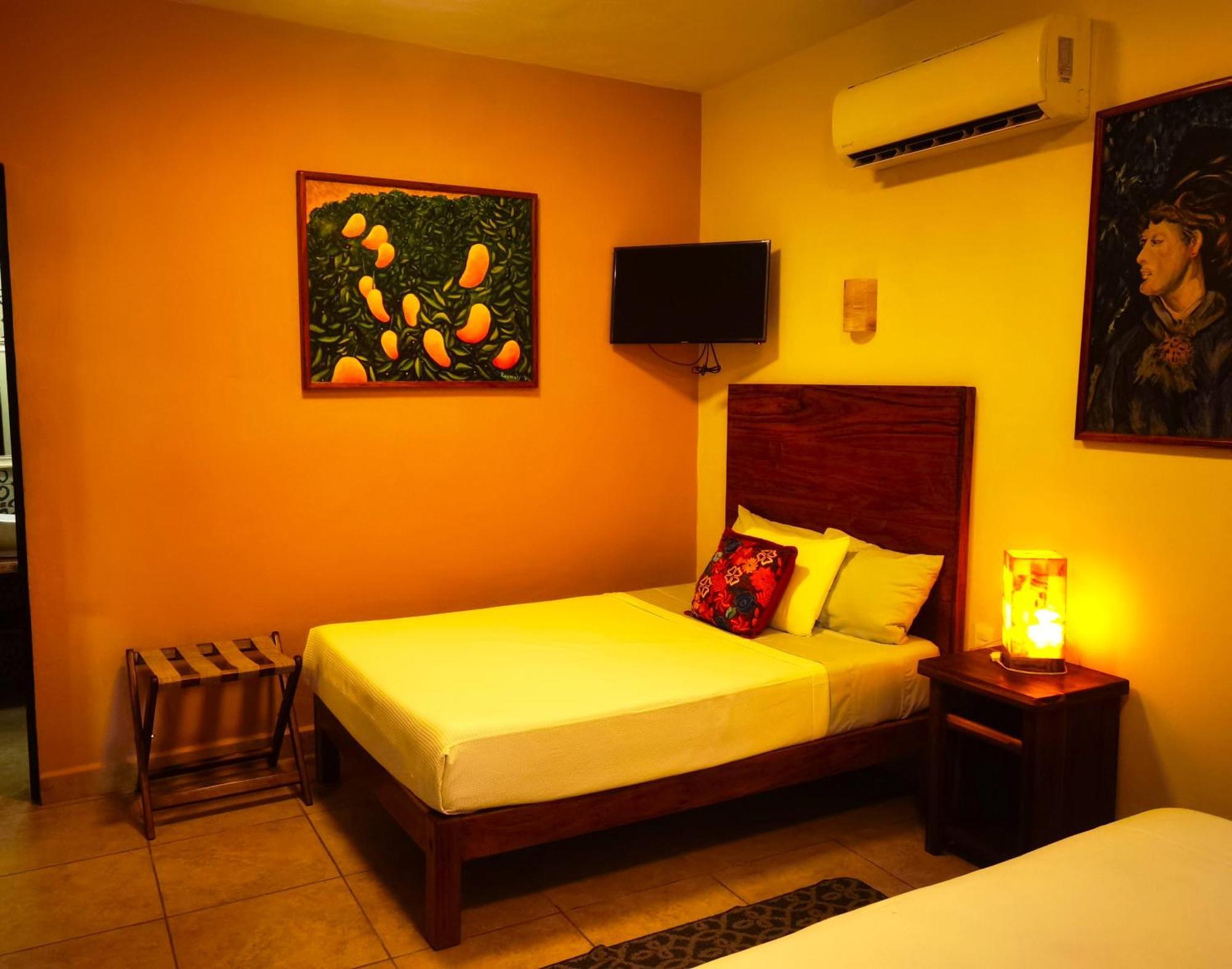 Hotel El Roble *