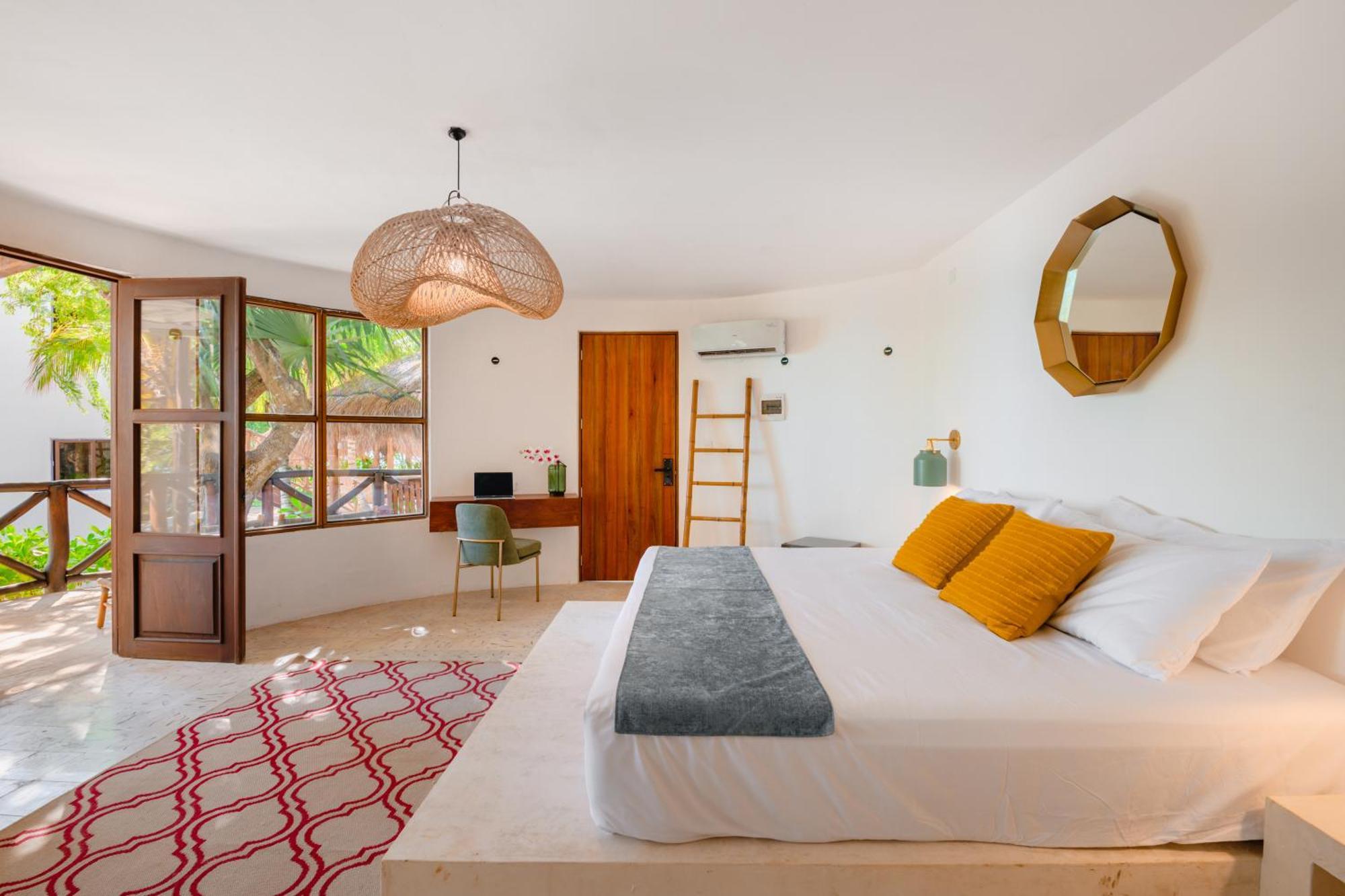 Hotel La Albarina 5*