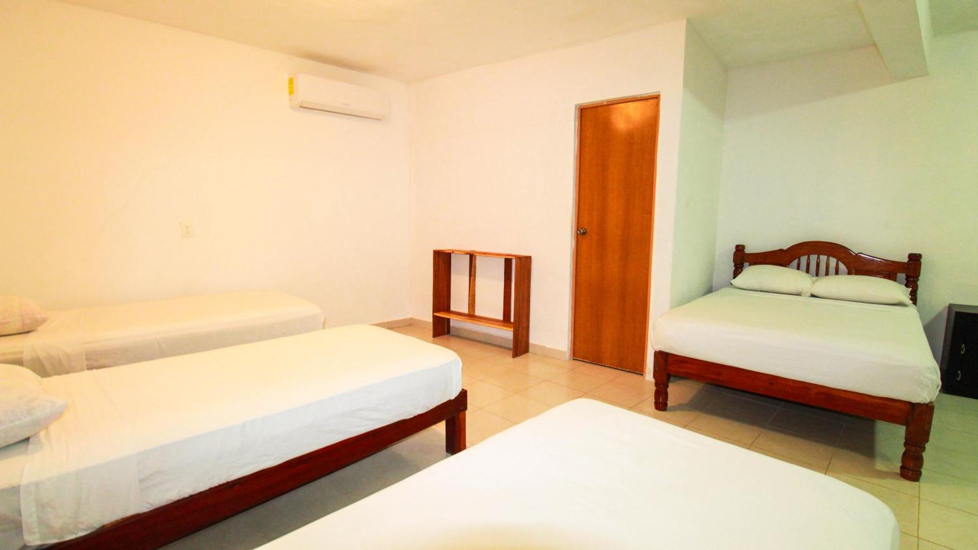 Hotel Vias Maya