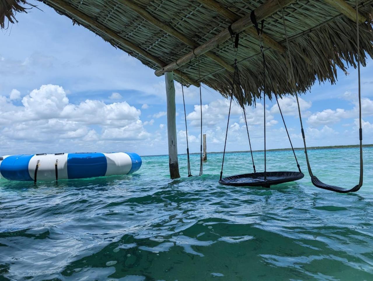 Hermosa Caribeña En La Laguna De *