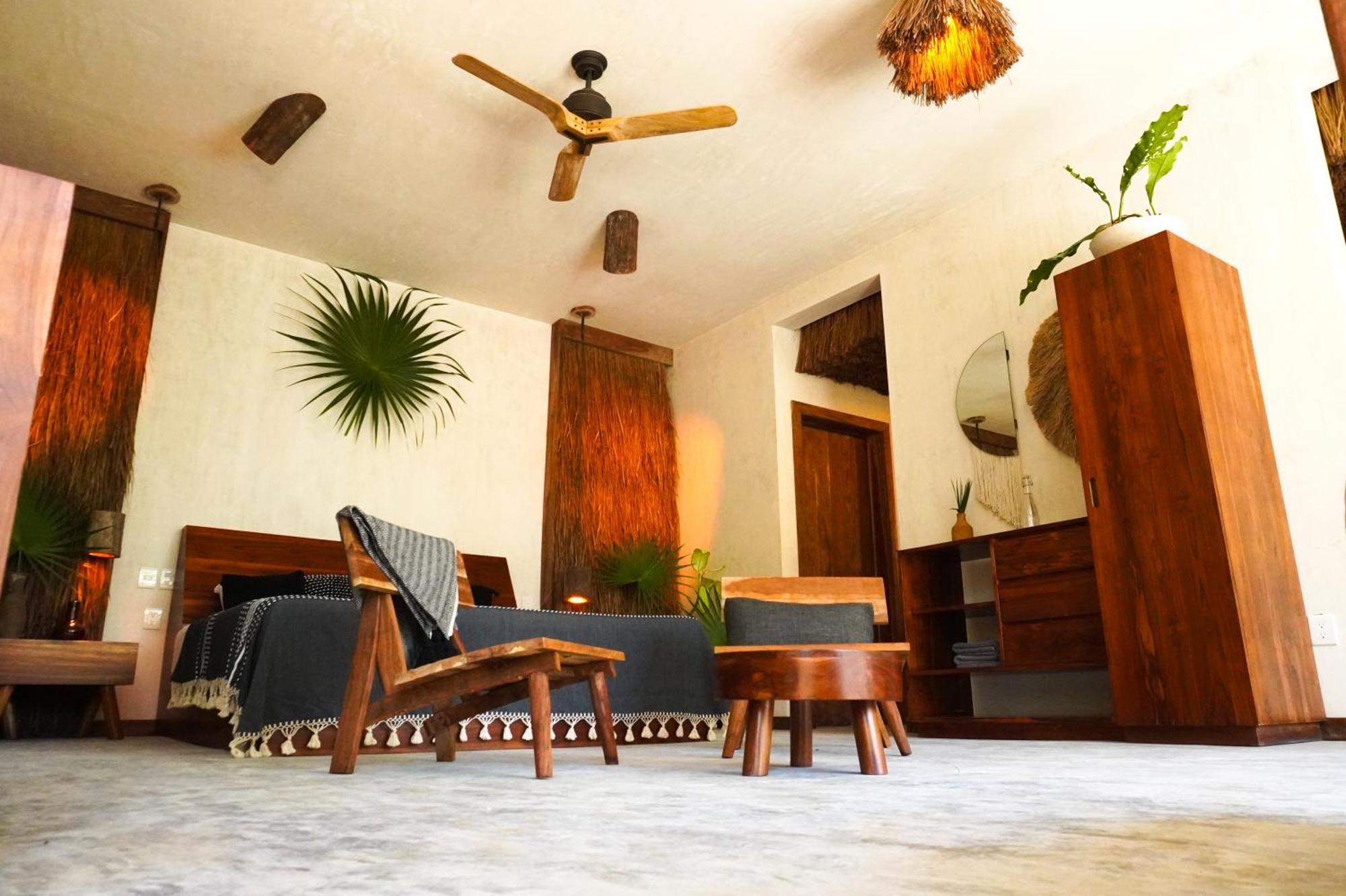 Naya Lagoon Front Hotel 4*
