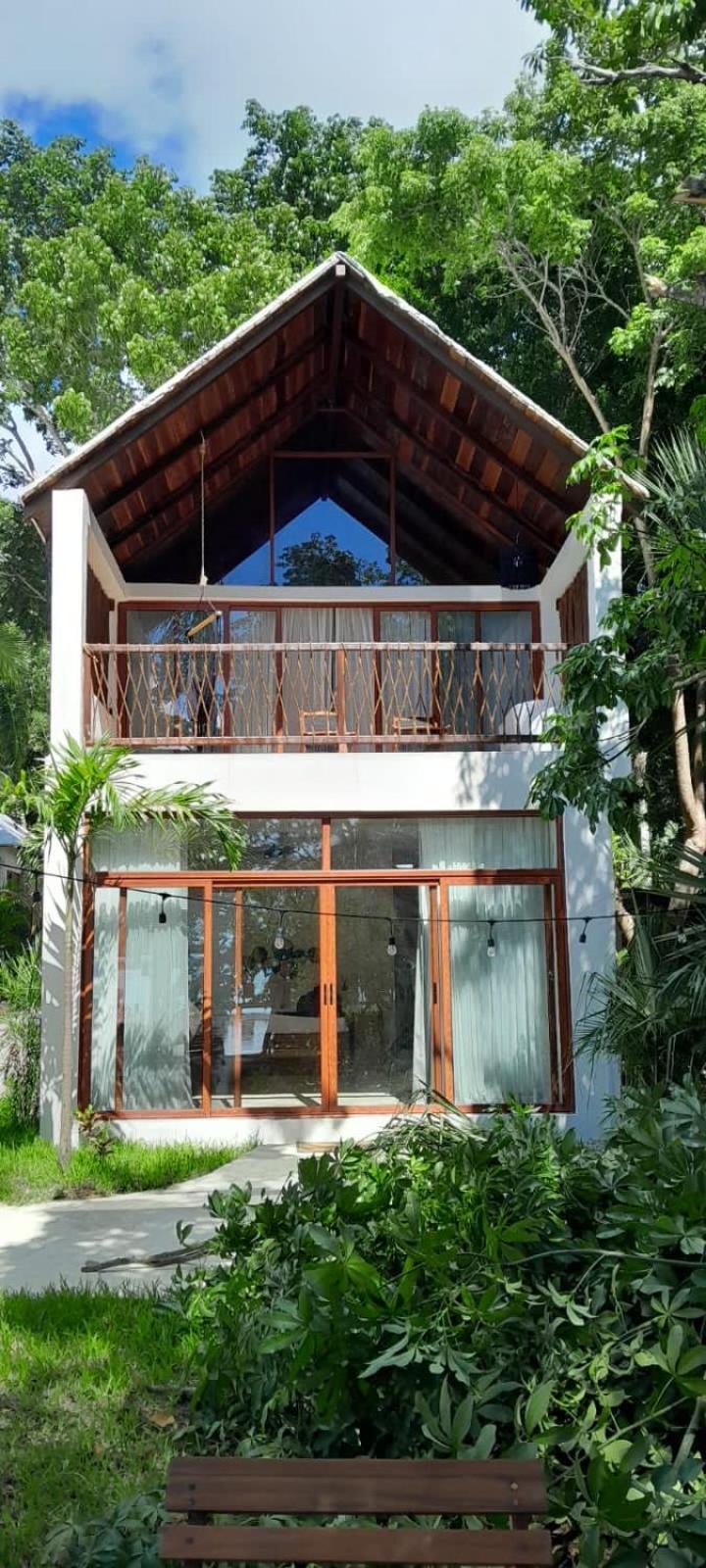 Xoot Ka Ana Luxury, Eden Bacalar