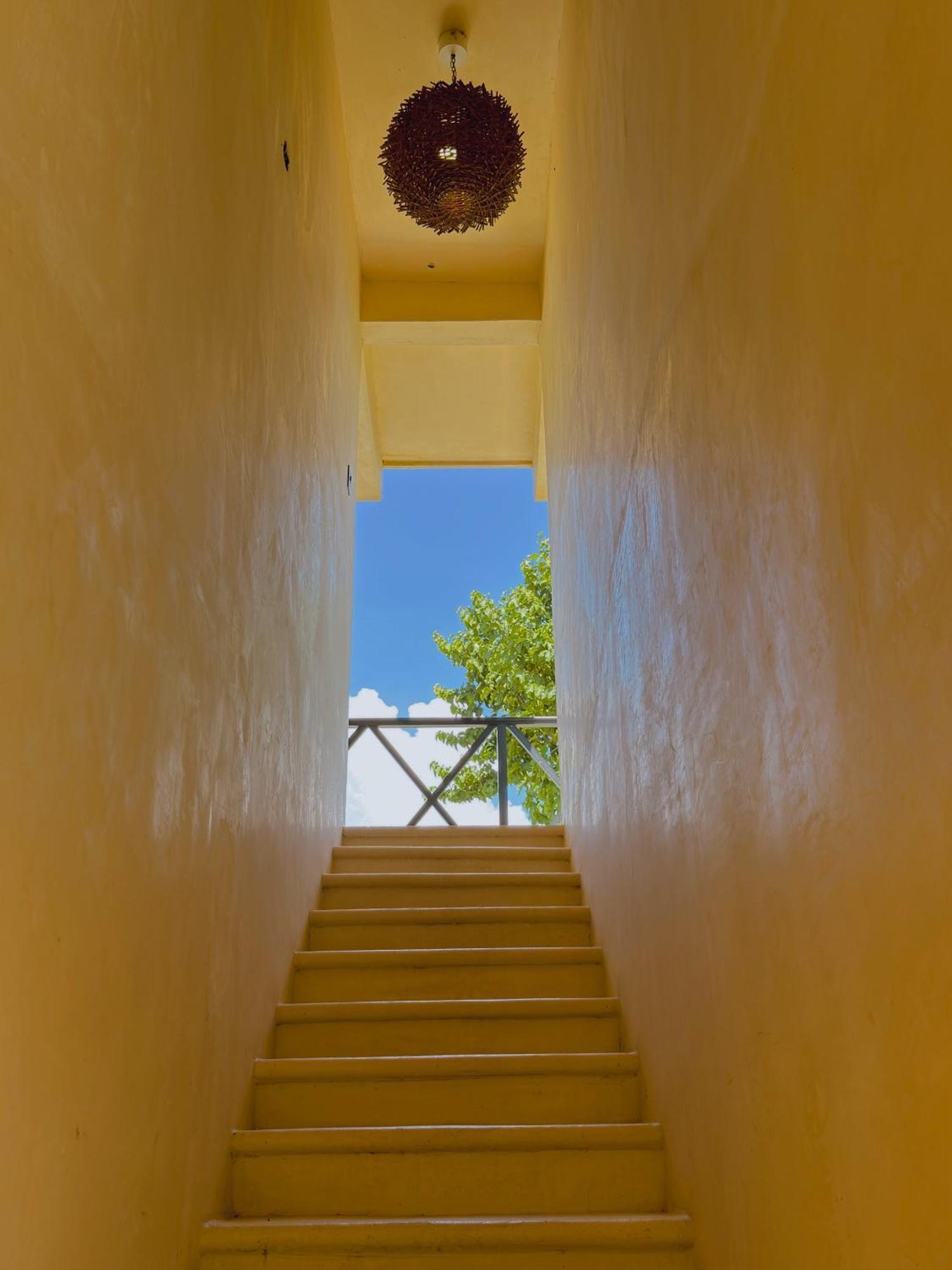 Mandarina Hotel