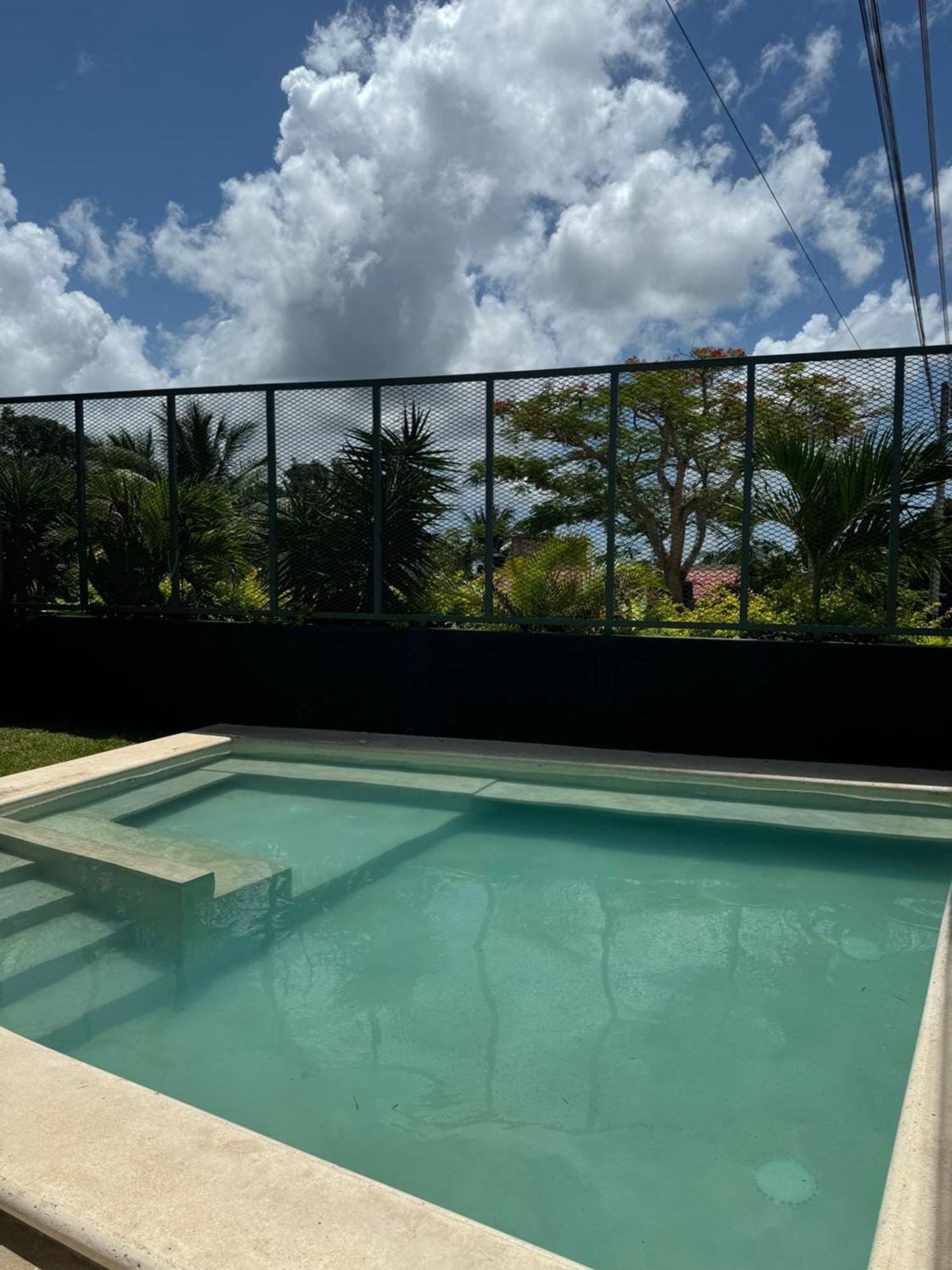 Containers Apartahotel Bacalar