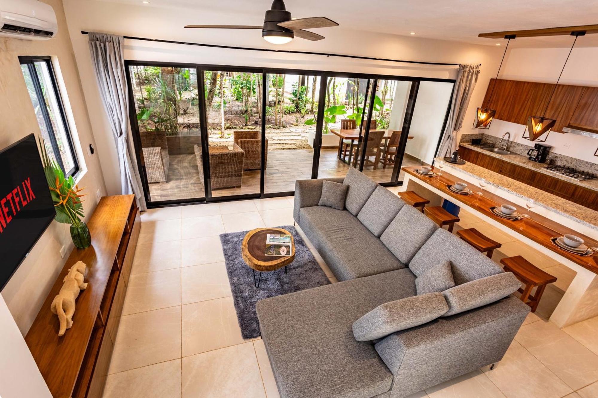 Aqua Viva, Pool, Ac, Internet, Club Bacalar