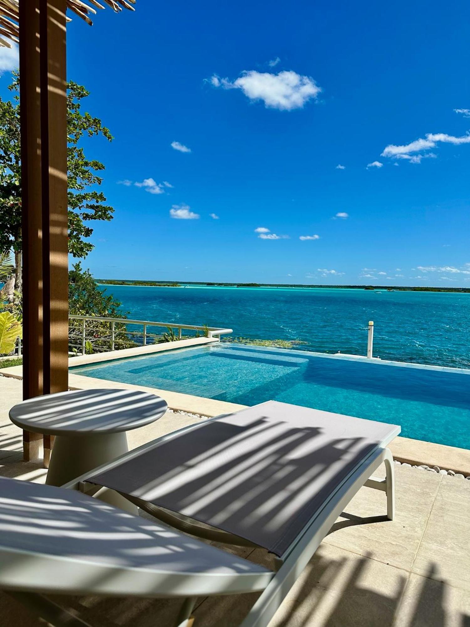 Casa Sol Y Luna -beautiful Sunrises And Infinity Pool Holiday home Bacalar