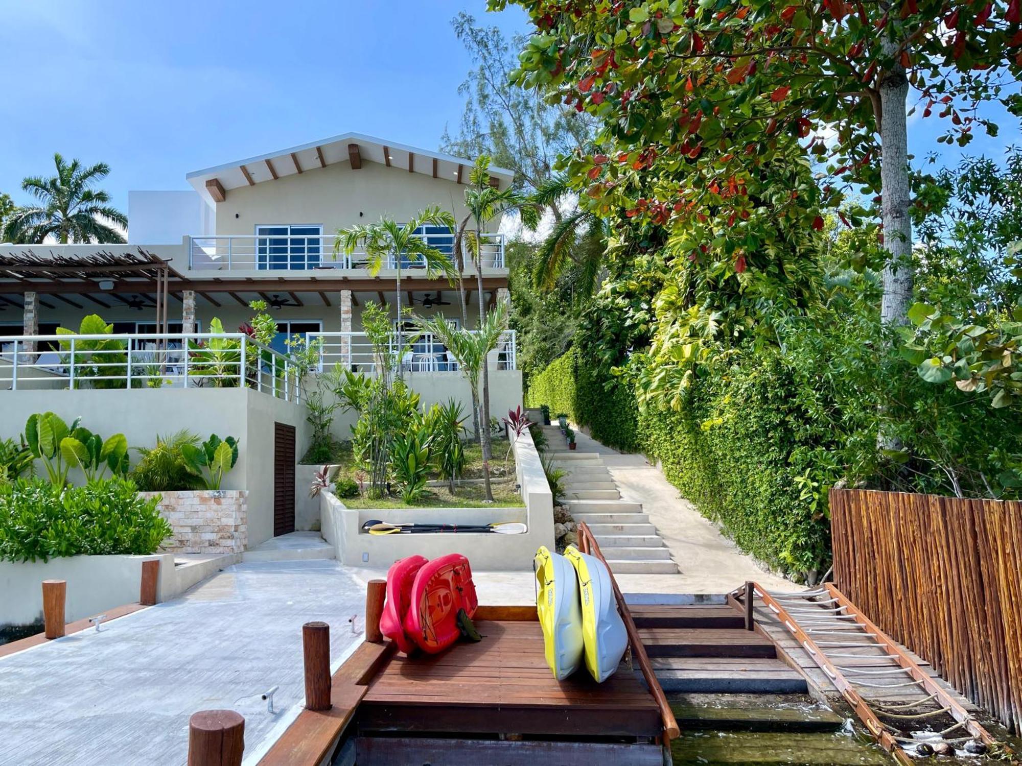 Casa Sol Y Luna -beautiful Sunrises And Infinity Pool Holiday home